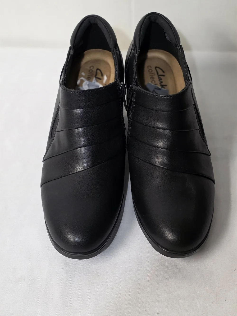 Clarks Emily 2 Pearl Black Leather Ankle Booties Womens Size 7